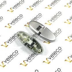 Zawiasy do srebrnego bagażnika w zestawie Cristal