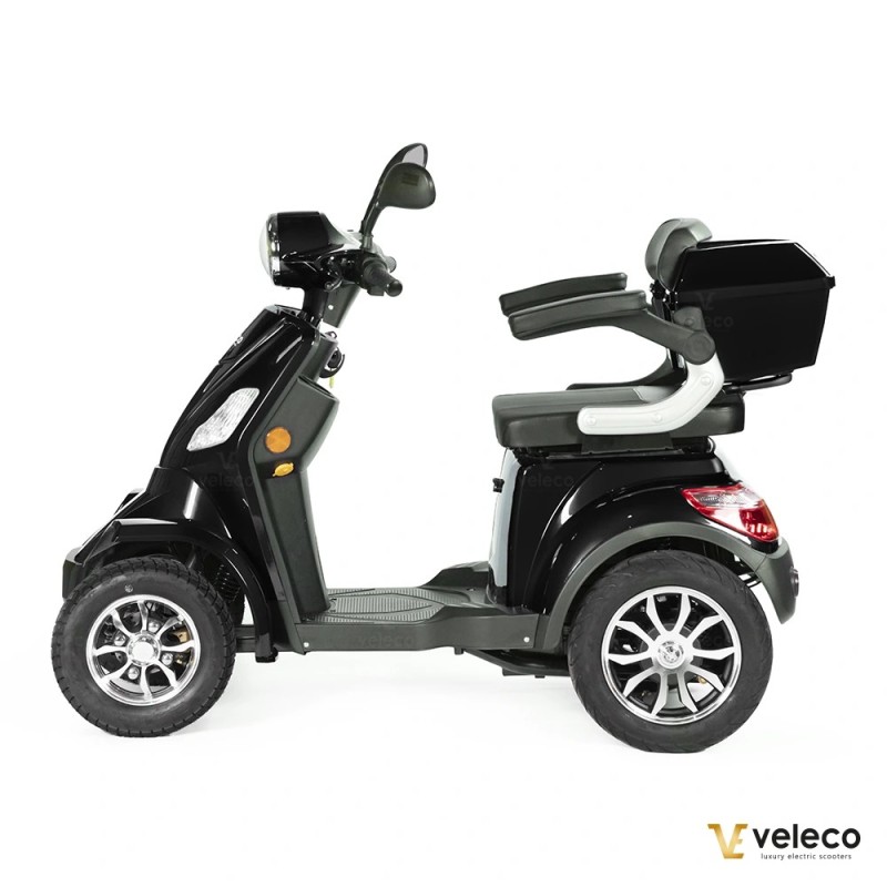 Veleco FASTER: 4-wheeled mobility scooter with ace design