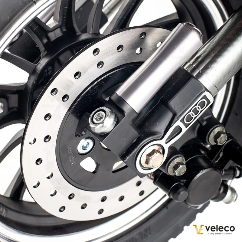 Veleco ZT63 – Retro-style mobility scooter