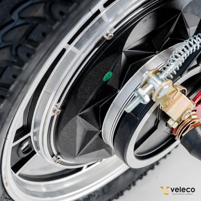 Veleco ZT16 – Compact trike mobility scooter