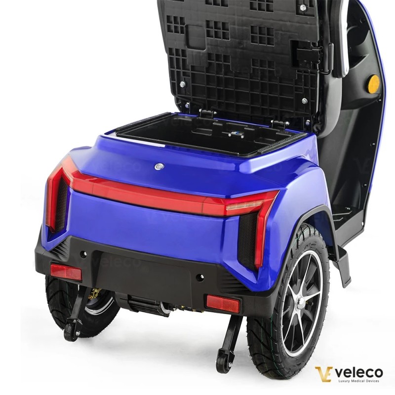 Veleco TURRIS – 3-wheeled mobility scooter with full LED lights