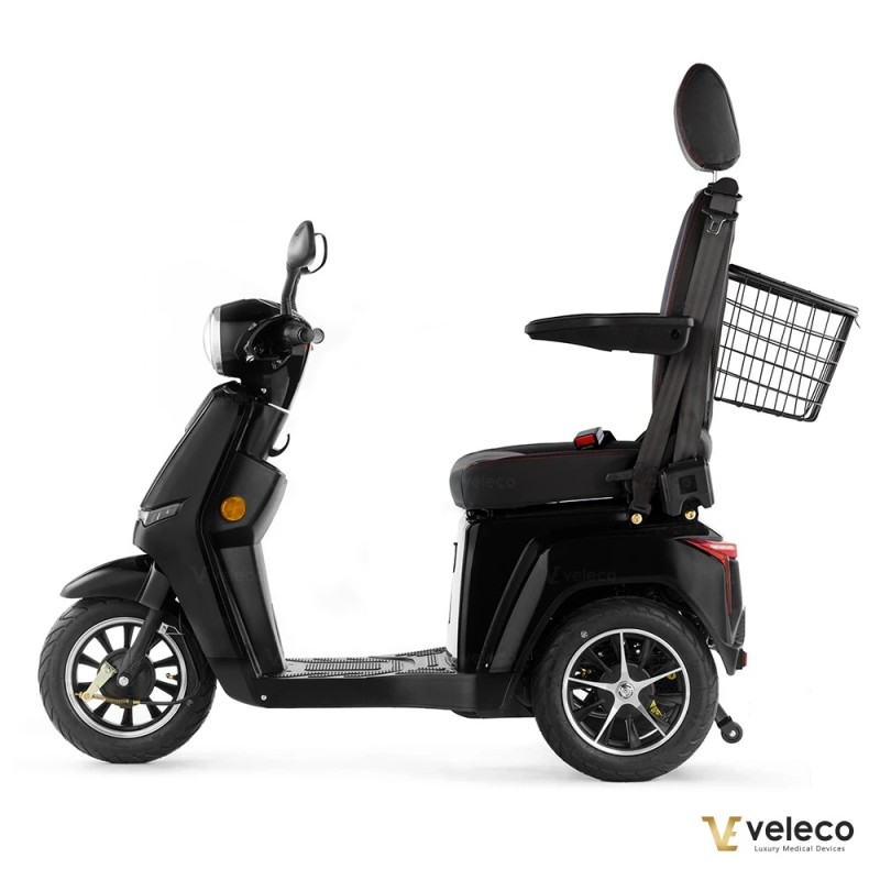 Veleco TURRIS: mobility scooter with acceleration button